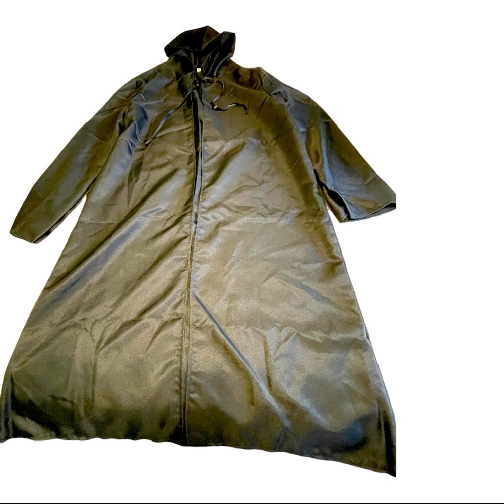 Youth black cape with hood. Size L/XL. Brand new. Perfect for a costume.